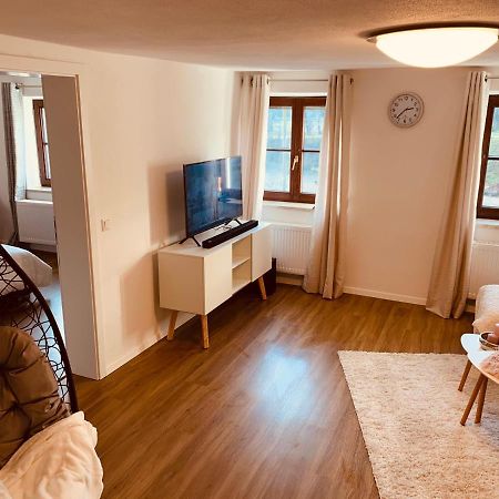 Felix Living 2, Cozy & Modern & Netflix Wohnung Mit Blick Ins Gruene Passau Kültér fotó