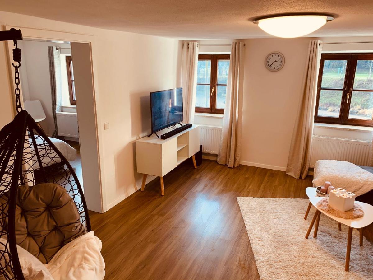 Felix Living 2, Cozy & Modern & Netflix Wohnung Mit Blick Ins Gruene Passau Kültér fotó